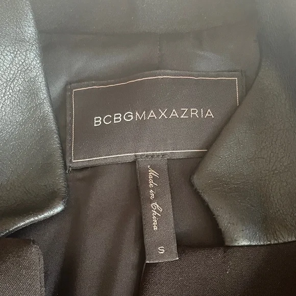 BCBGMaxAzria Black Jacket with Leather Accents removable zipper shoulder pads - Picture 5 of 12